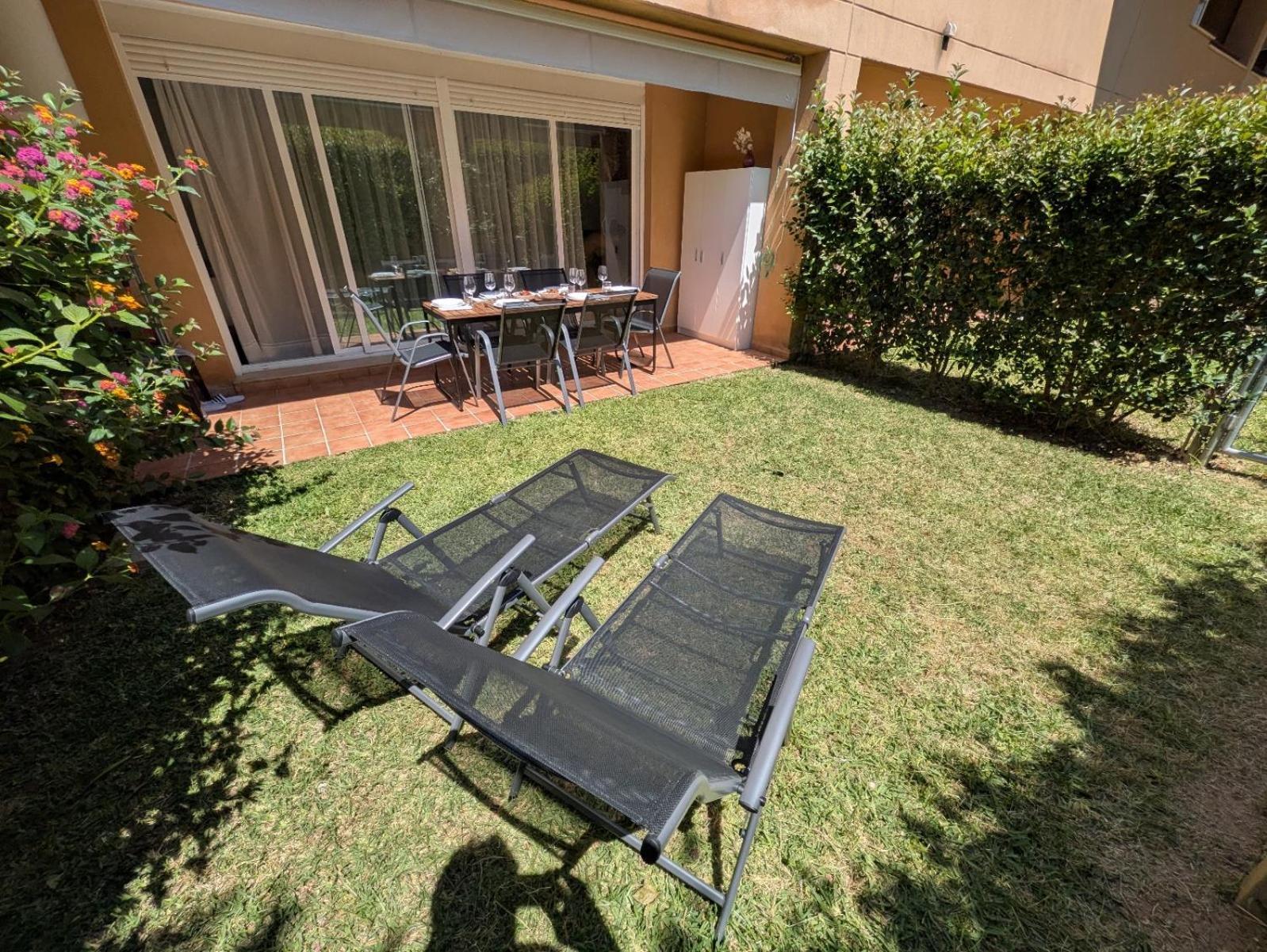 Adosado Nuevo Con Piscina, Playa, Garaje Y Jardin لوس كانيوس دي ميكا المظهر الخارجي الصورة