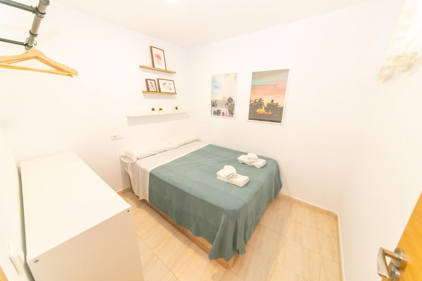 Adosado Nuevo Con Piscina, Playa, Garaje Y Jardin لوس كانيوس دي ميكا المظهر الخارجي الصورة